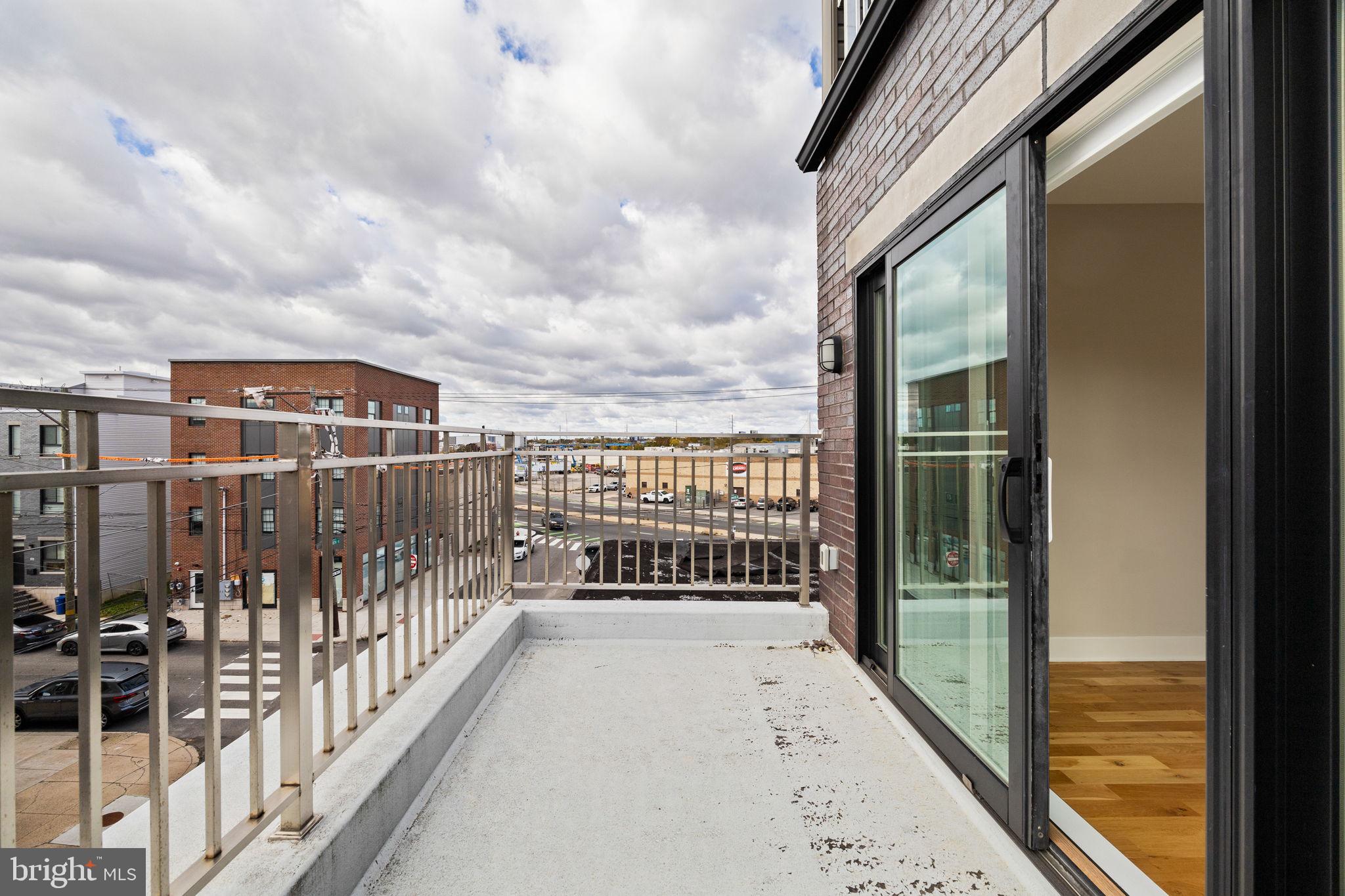 2643 ELLSWORTH STREET