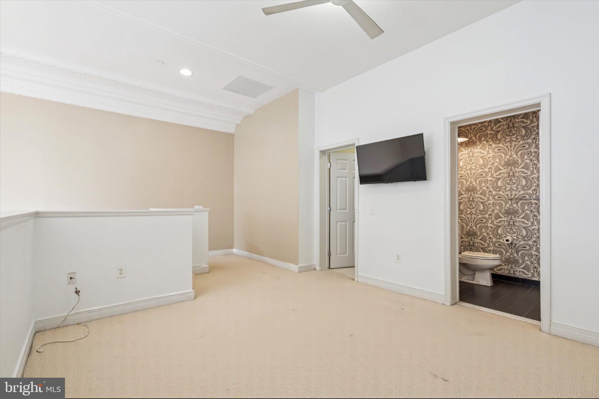 1600 ARCH STREET 2008