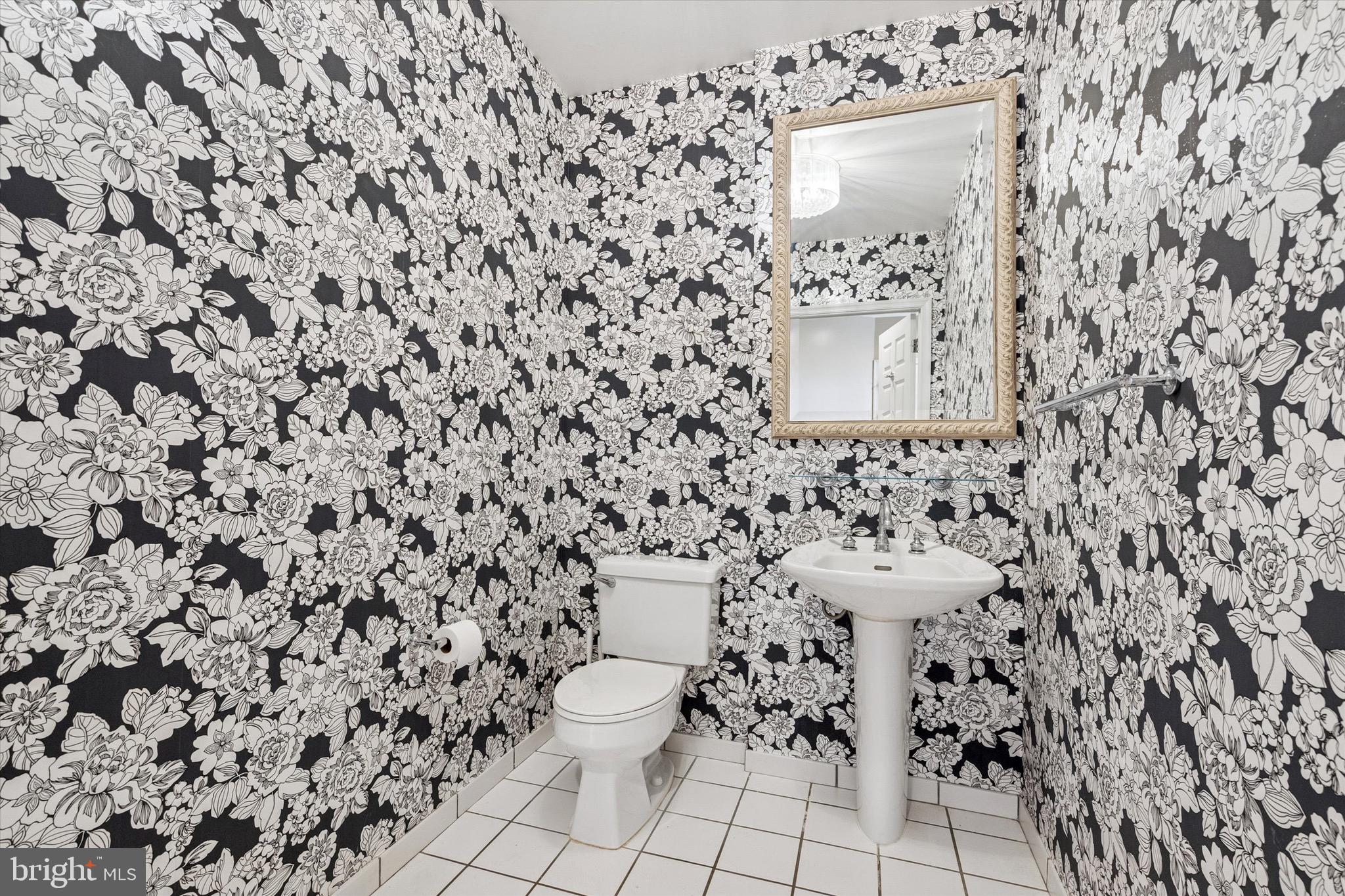 1600 ARCH STREET 2008