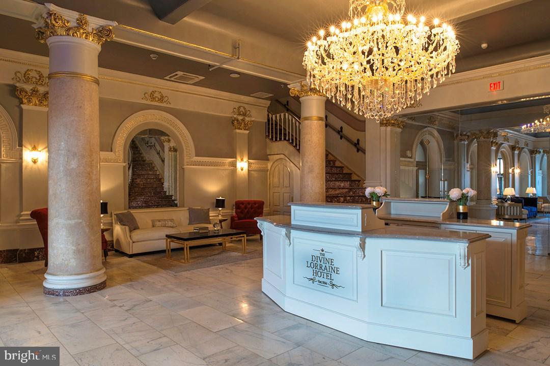 699 N BROAD STREET 1002