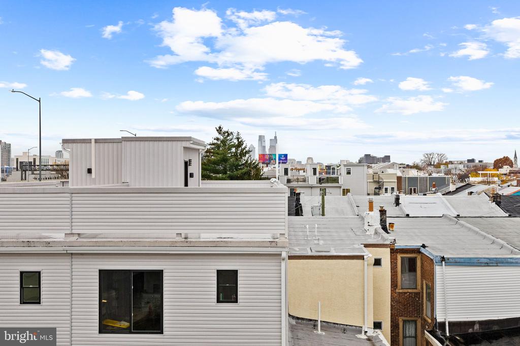513 SALMON STREET