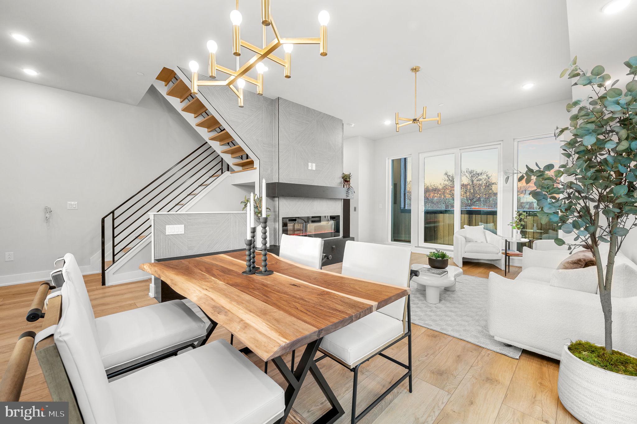 2201 E SOMERSET STREET B4 UPPER