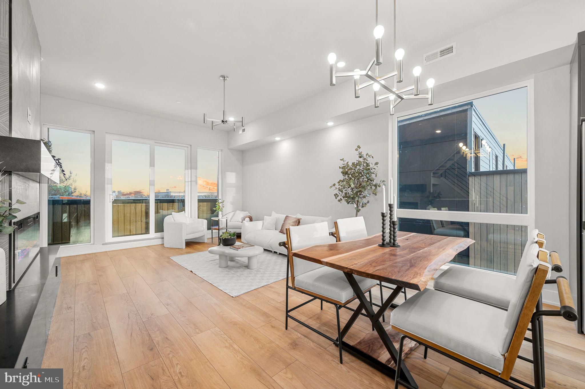 2201 E SOMERSET STREET B4 UPPER