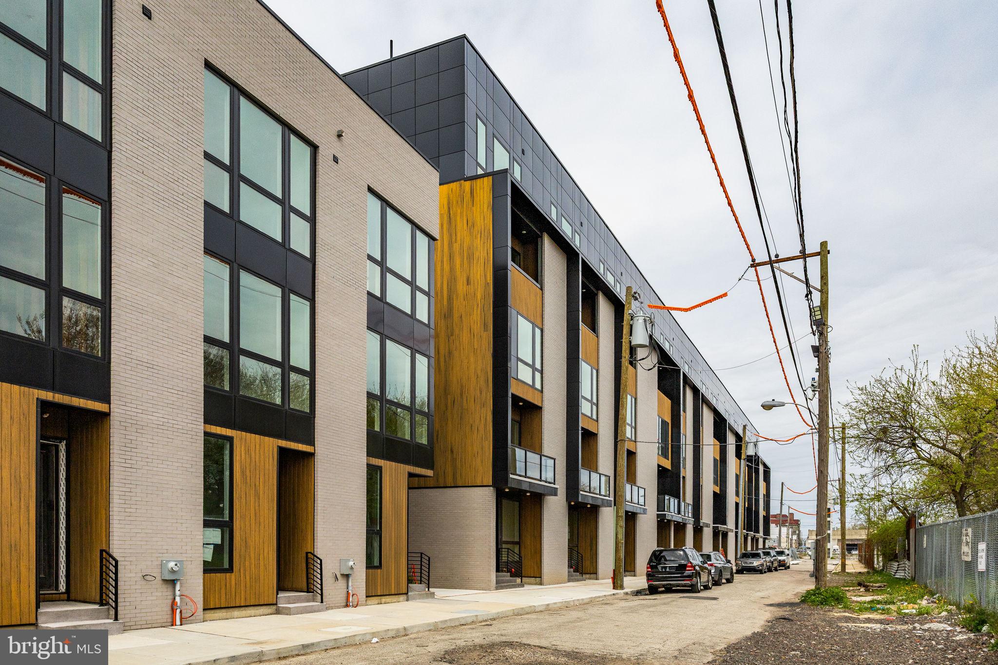 2201 E SOMERSET STREET A 22