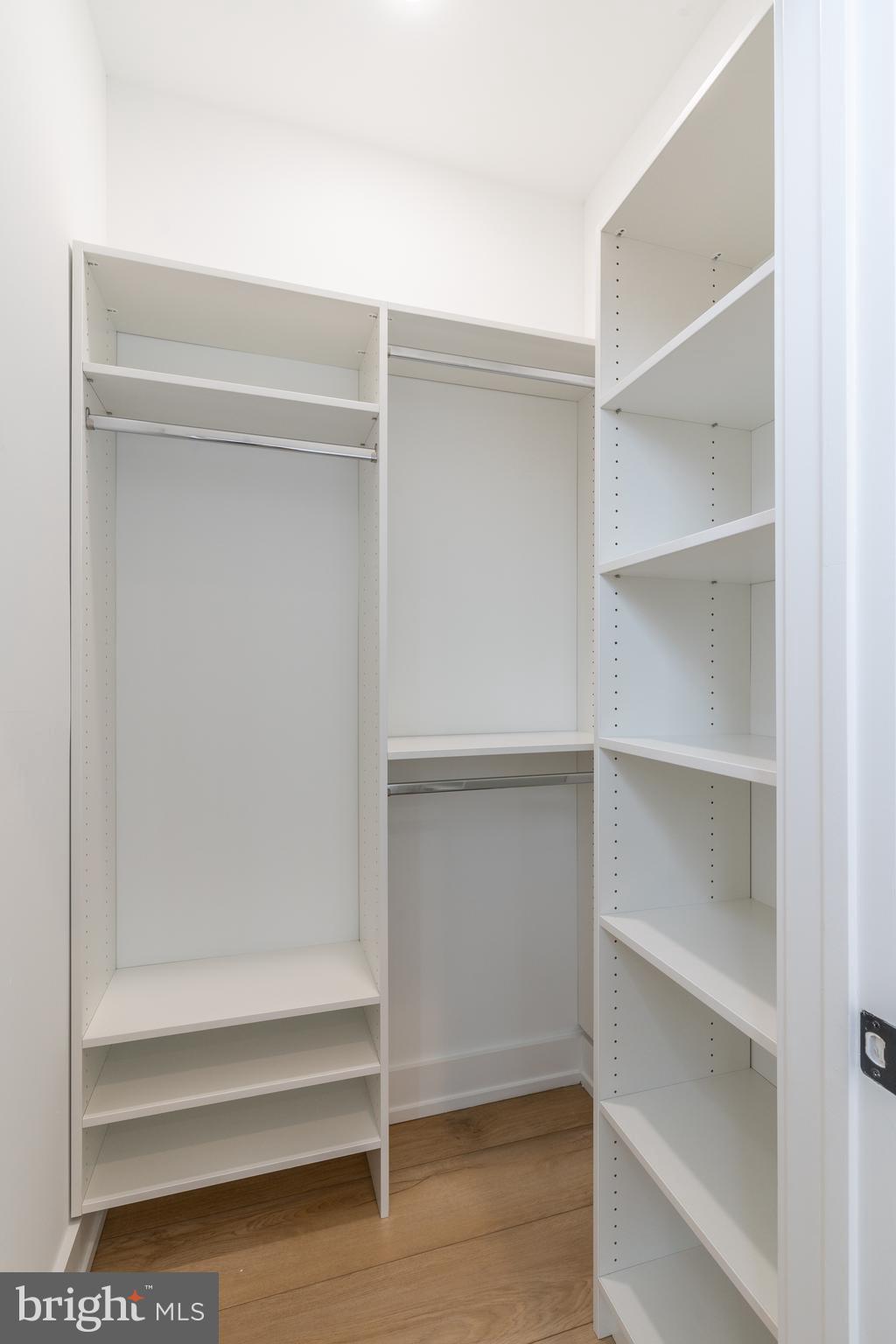 2201 E SOMERSET STREET A 22