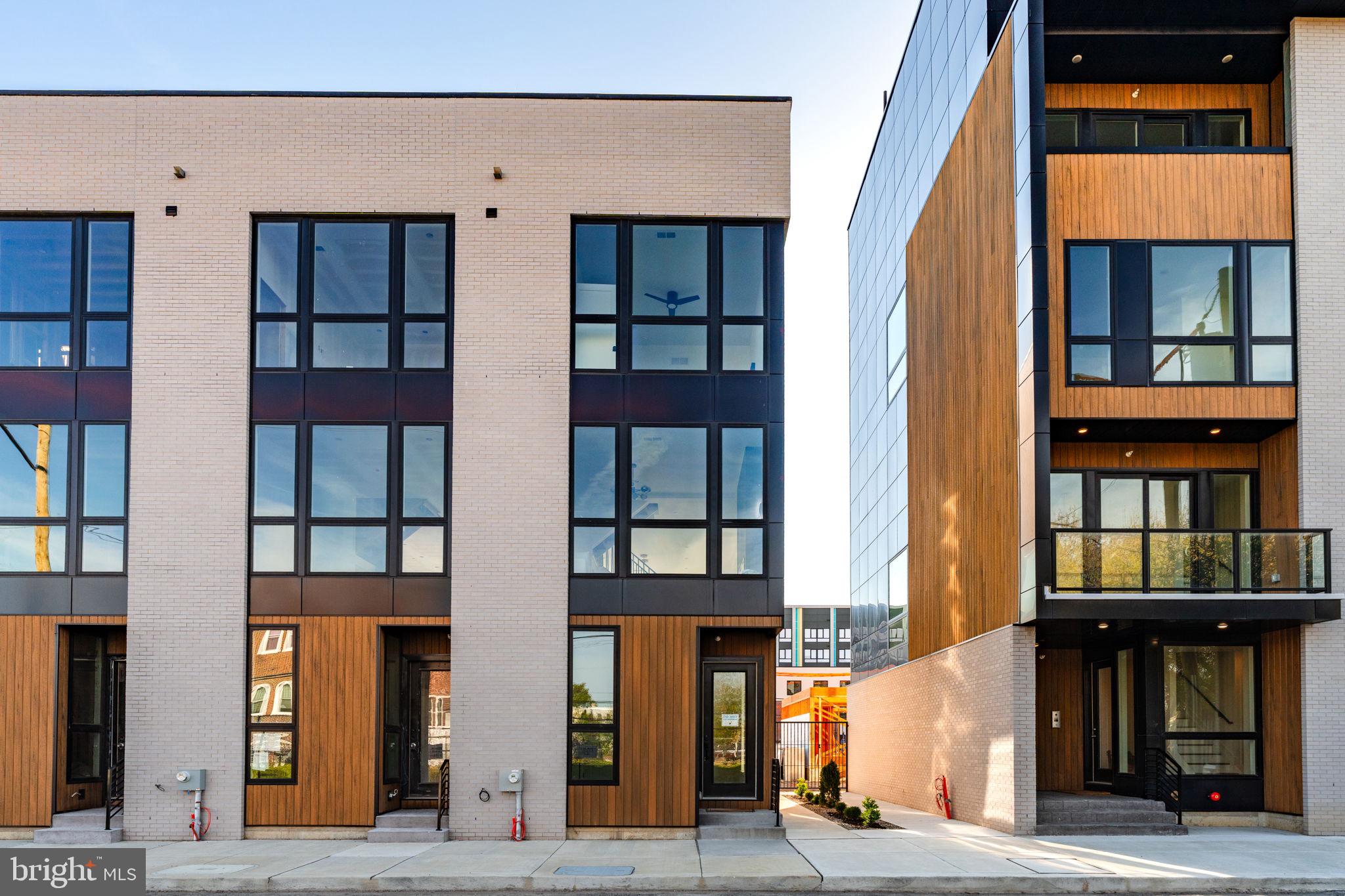 2201 E SOMERSET STREET A 22