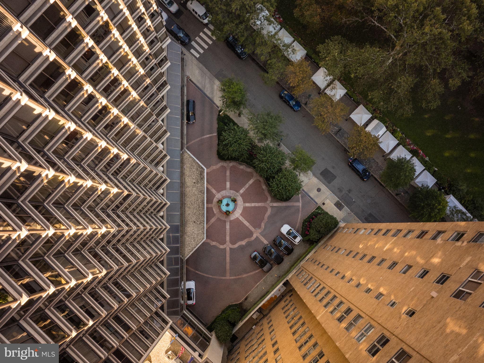 202 W RITTENHOUSE SQUARE 10 2106-2107