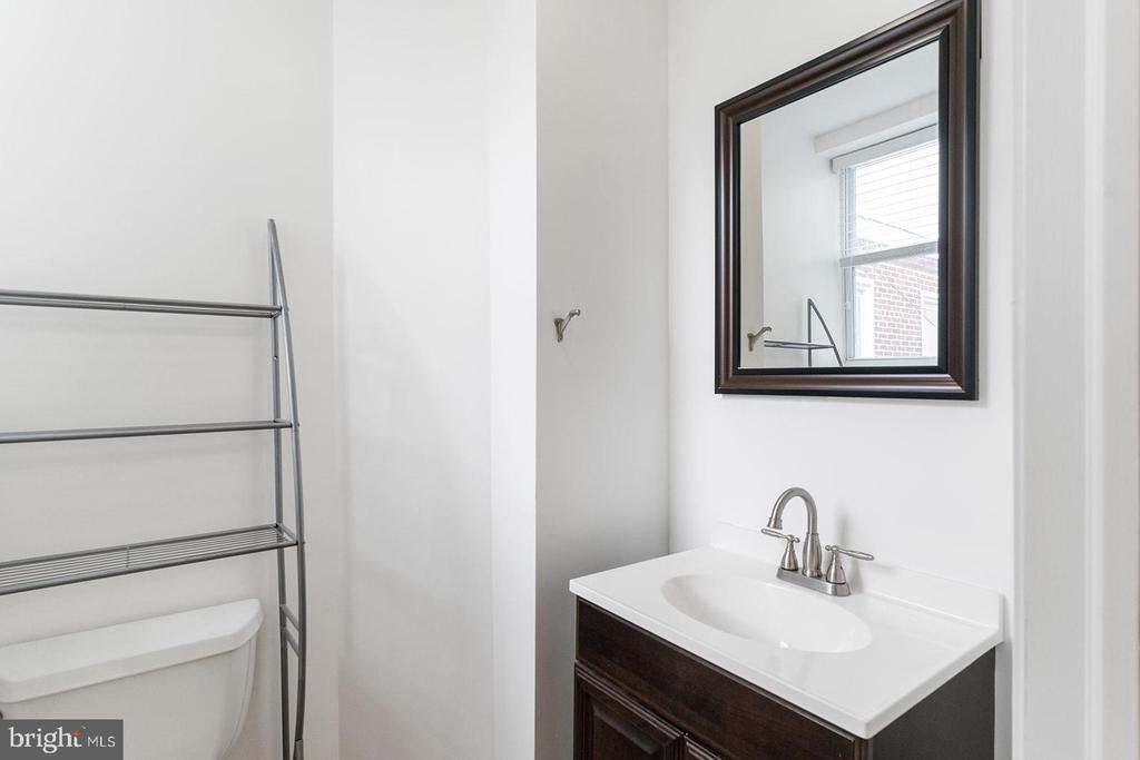 227 E GIRARD AVENUE 2