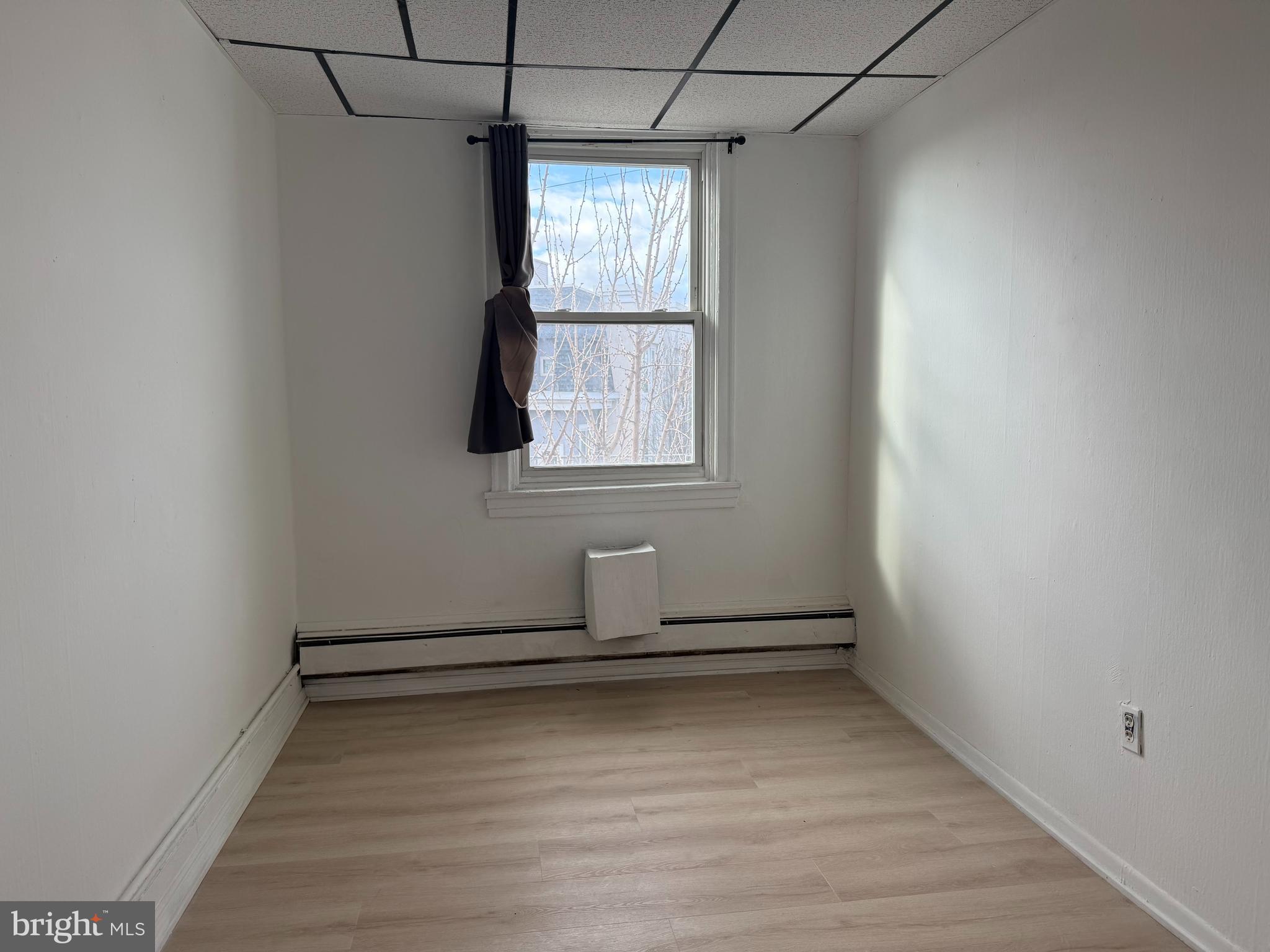 1247 SHACKAMAXON STREET 3