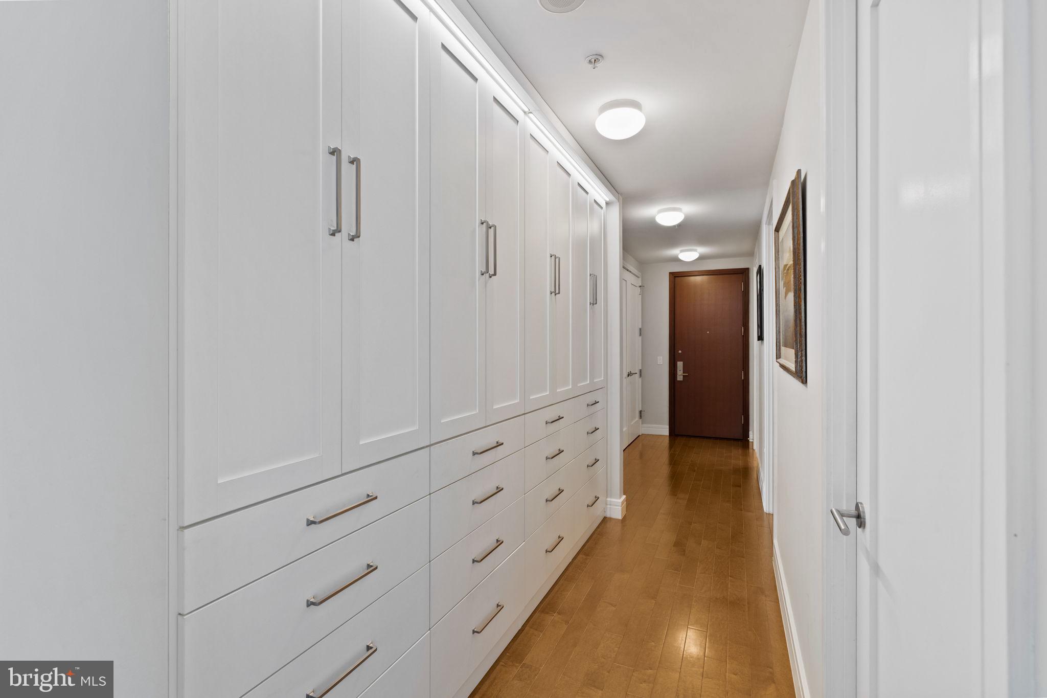 1414 S PENN SQUARE 14FG