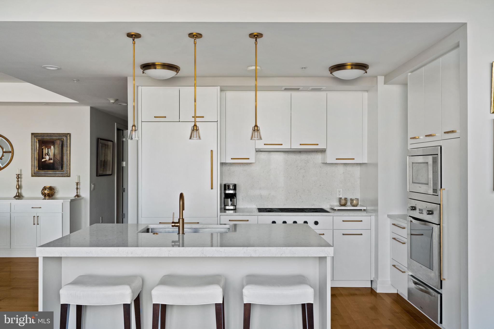 1414 S PENN SQUARE 14FG