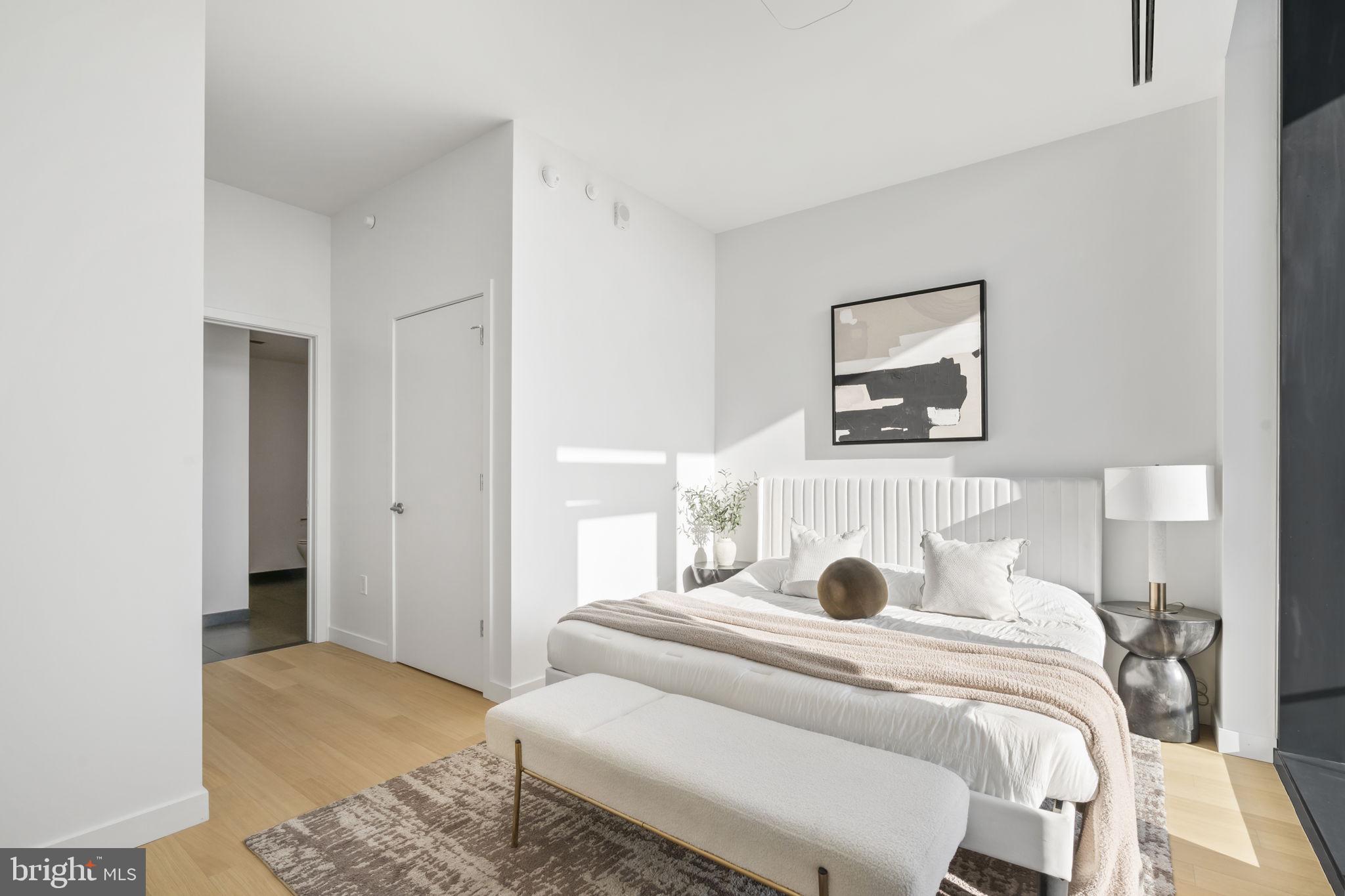 210 S 12TH STREET PH1B