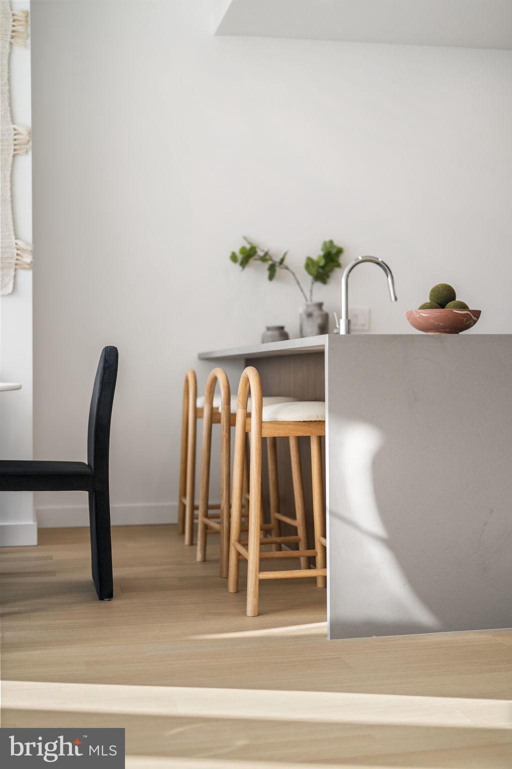 210 S 12TH STREET PH1B