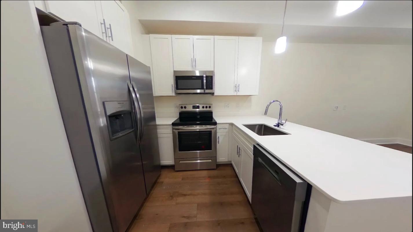 150 S INDEPENDENCE MALL W 802