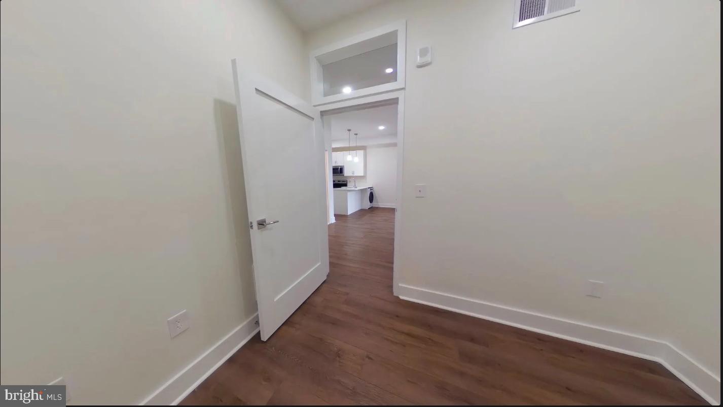 150 S INDEPENDENCE MALL W 802