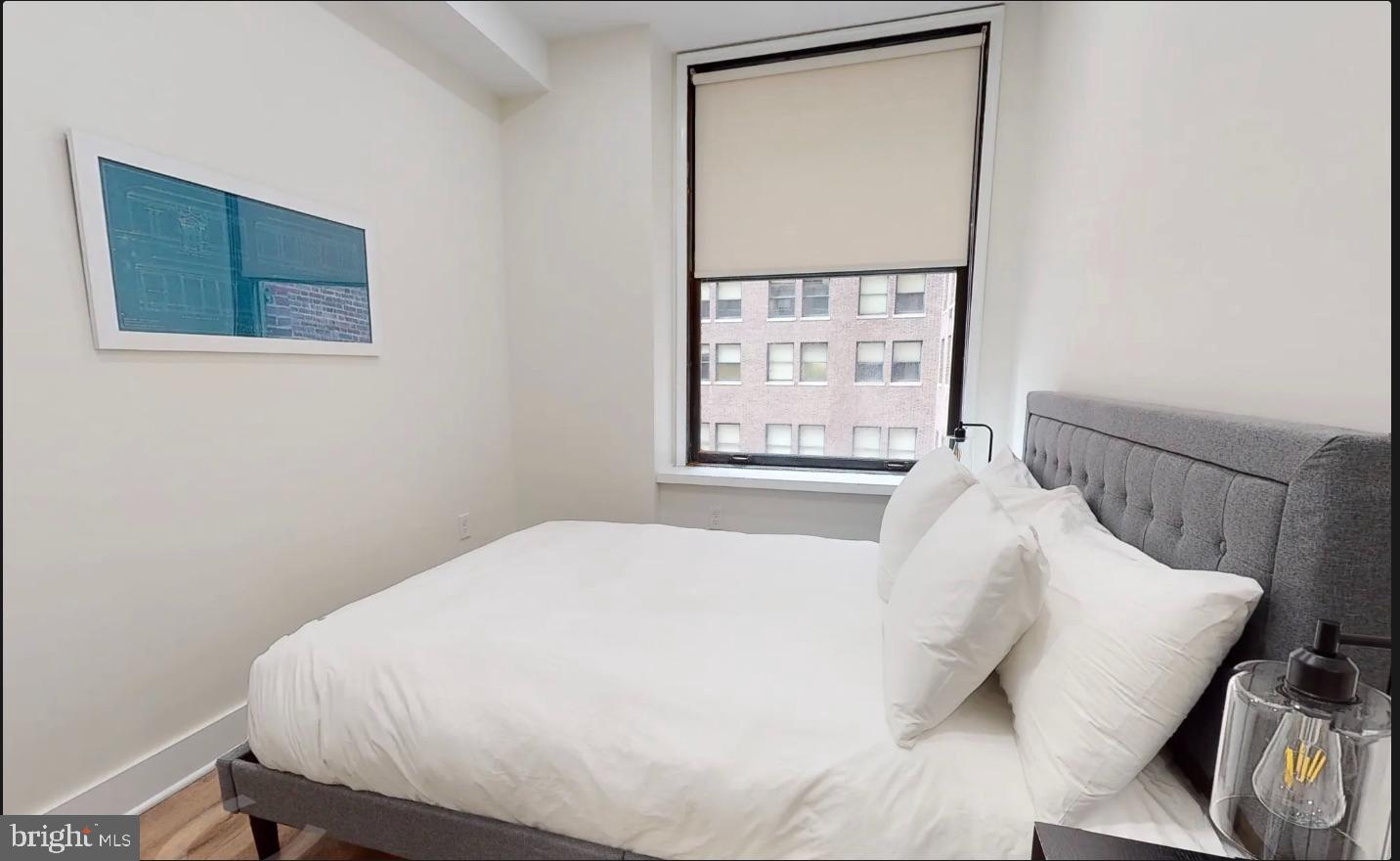 150 S INDEPENDENCE MALL W 720