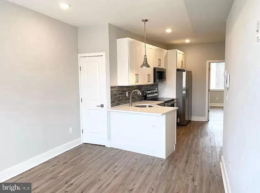 2425 FRANKFORD AVENUE 3