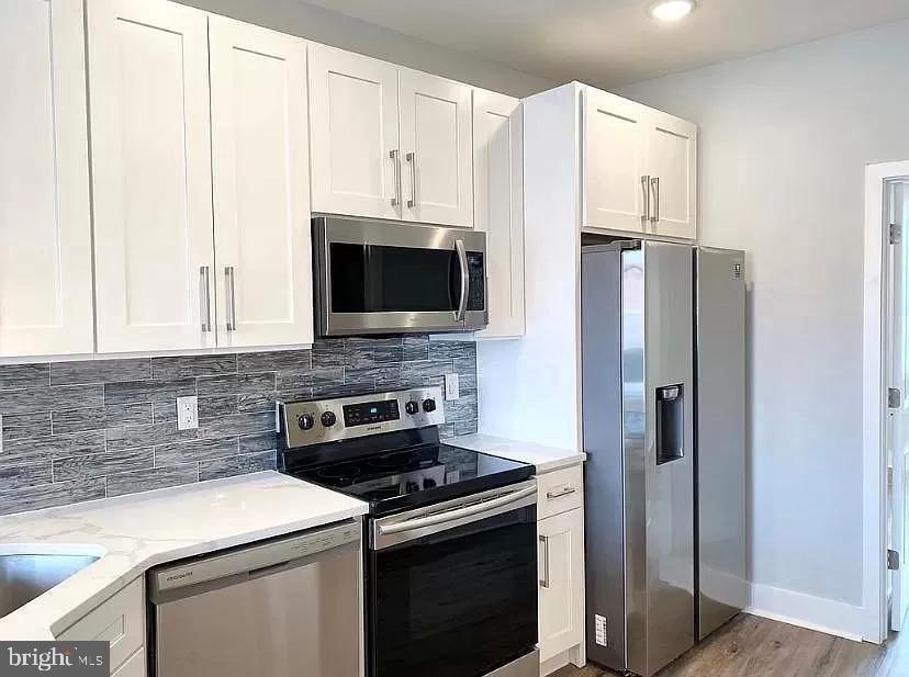 2425 FRANKFORD AVENUE 3
