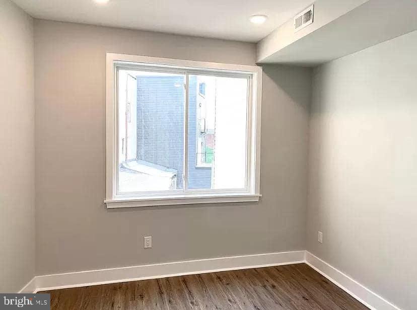 2425 FRANKFORD AVENUE 3