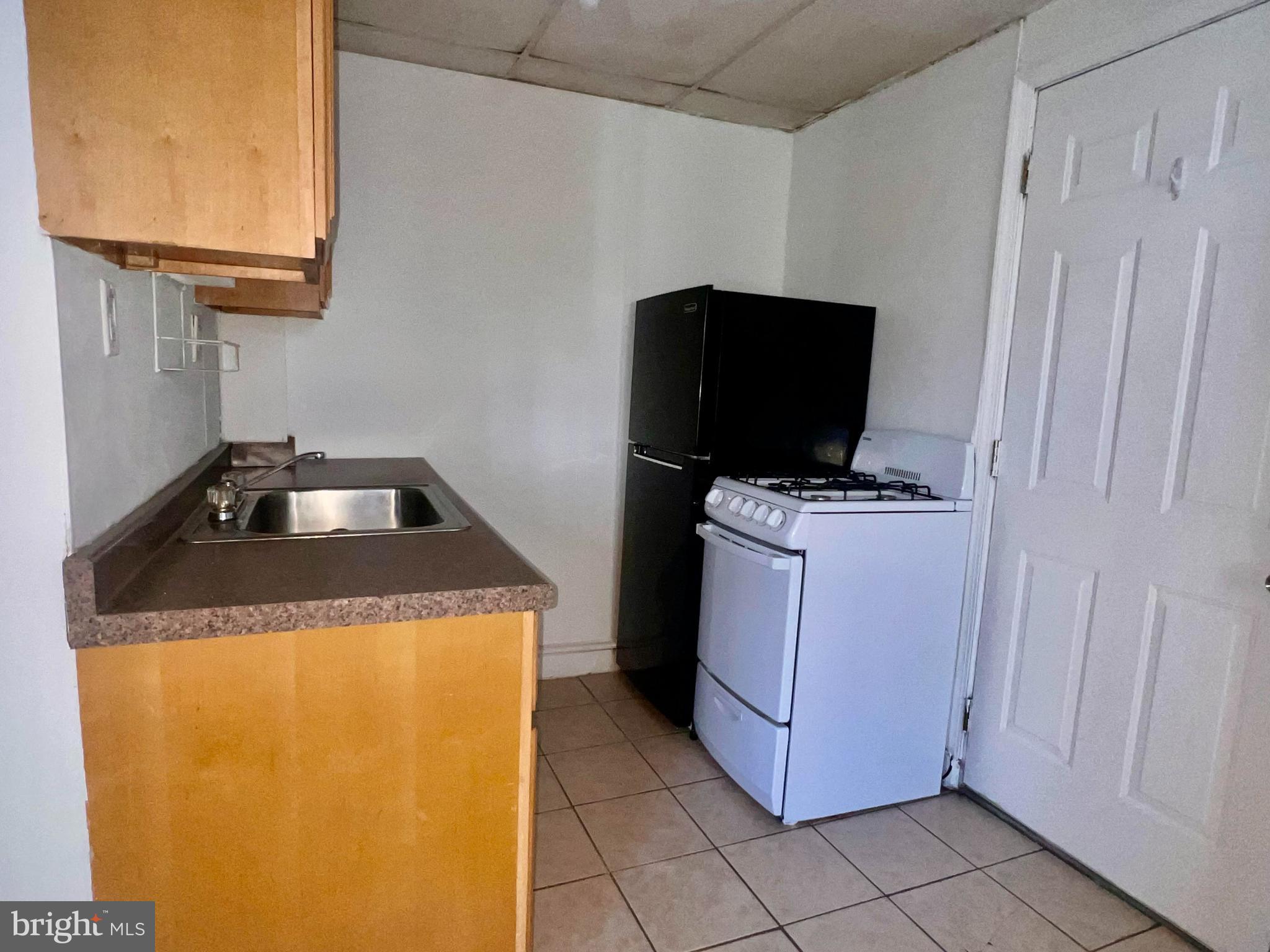 1247 SHACKAMAXON STREET 2R