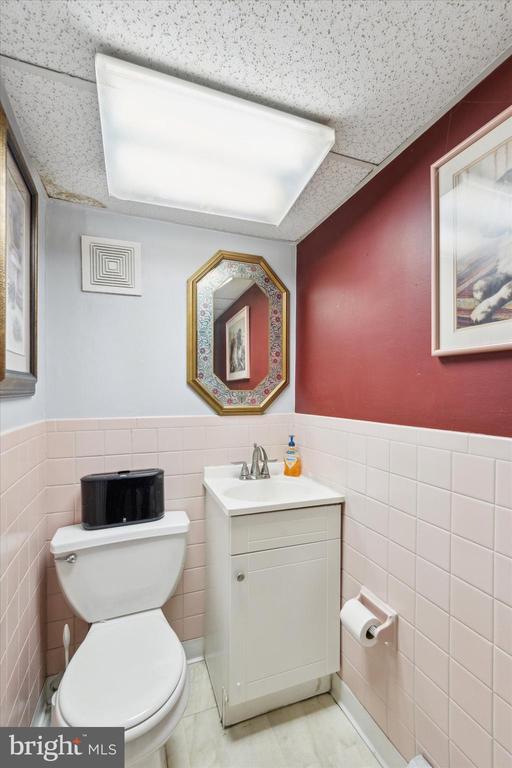 42 S 19TH STREET