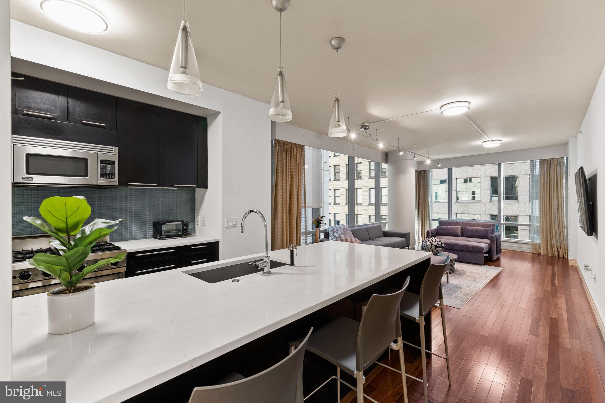 1414 S PENN SQUARE 6H