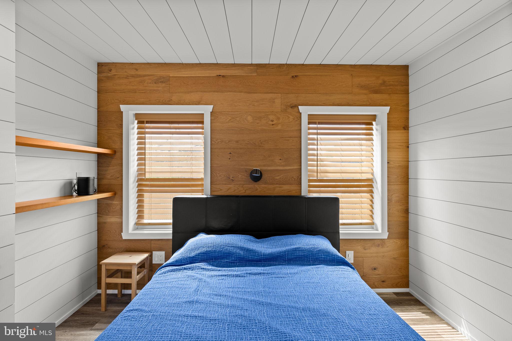 2175 E HAGERT STREET