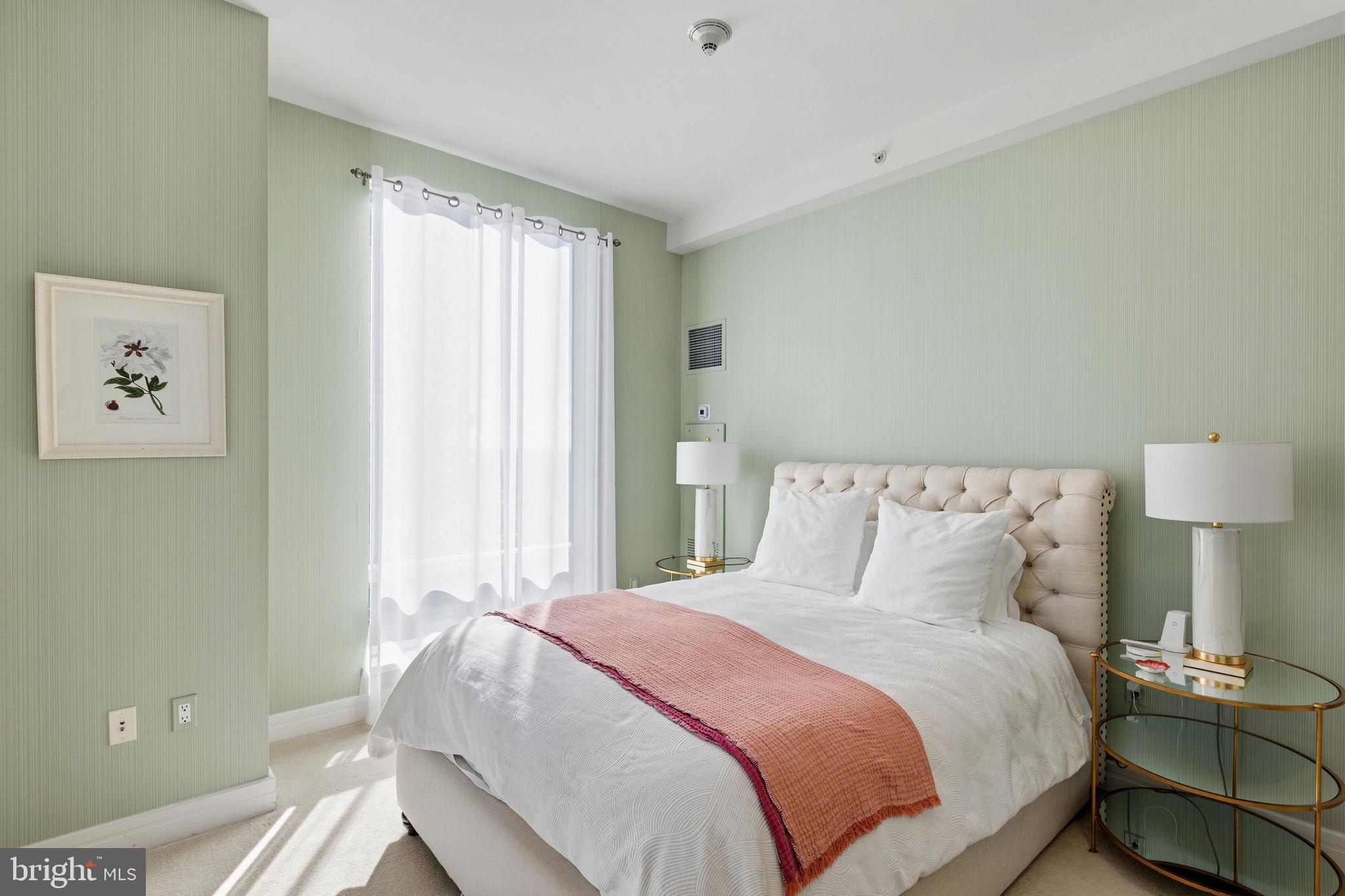 1414 PENN SQUARE S 38GH