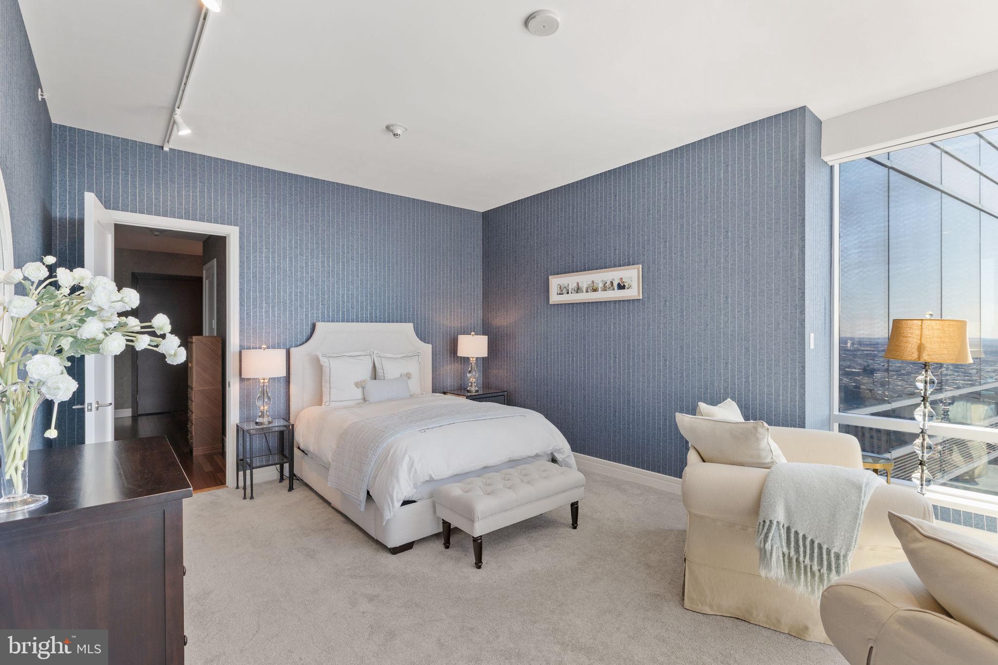 1414 PENN SQUARE S 38GH