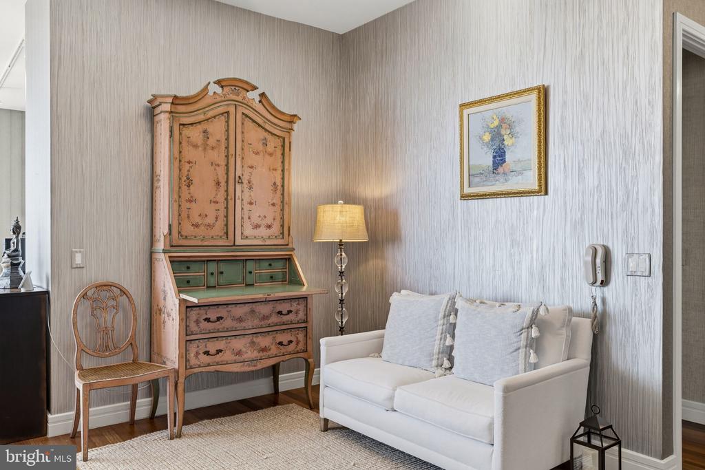 1414 PENN SQUARE S 38GH