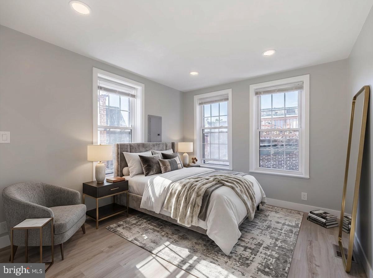 672 N 19TH STREET 2ND FL