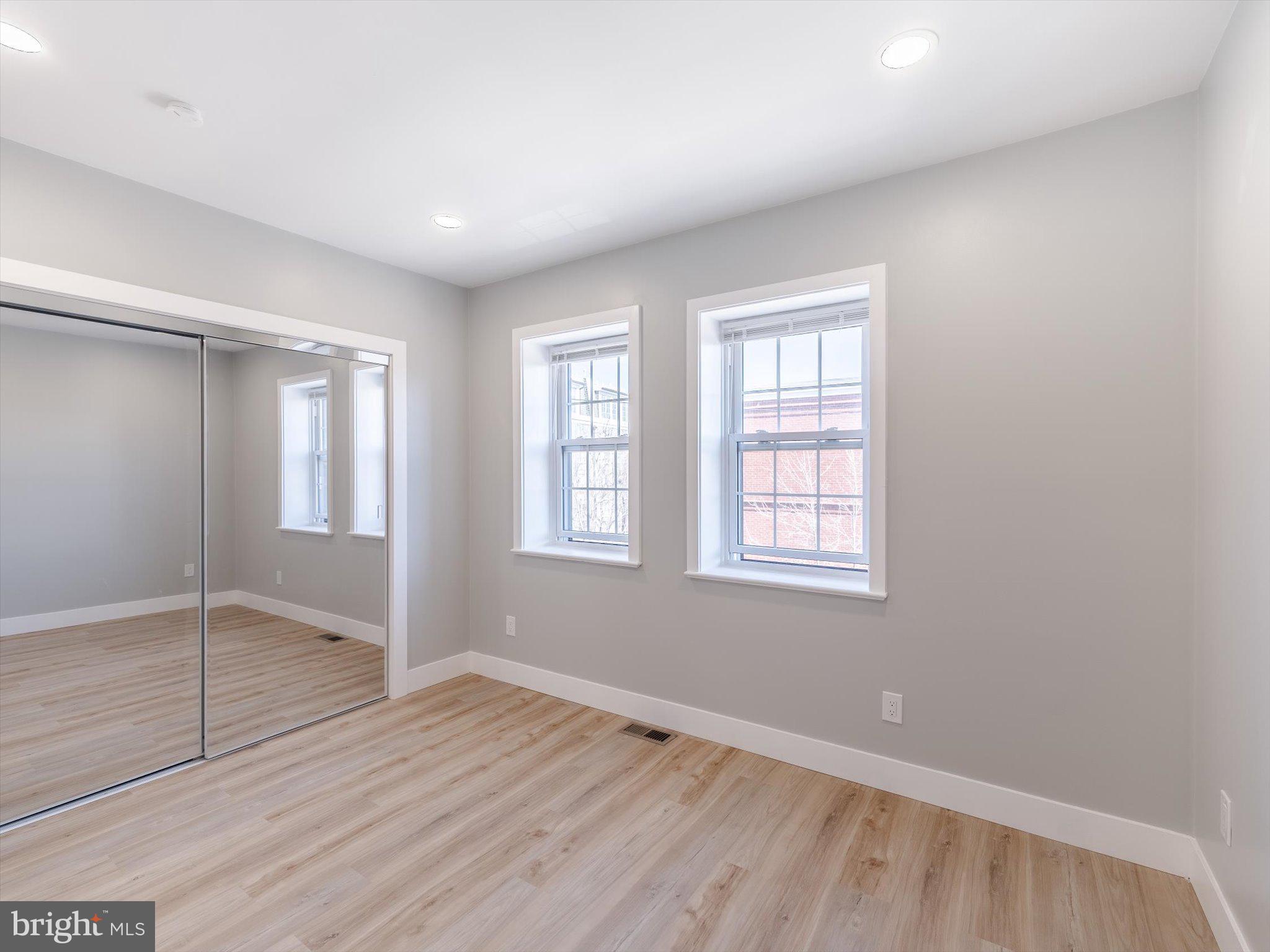 672 N 19TH STREET 2ND FL