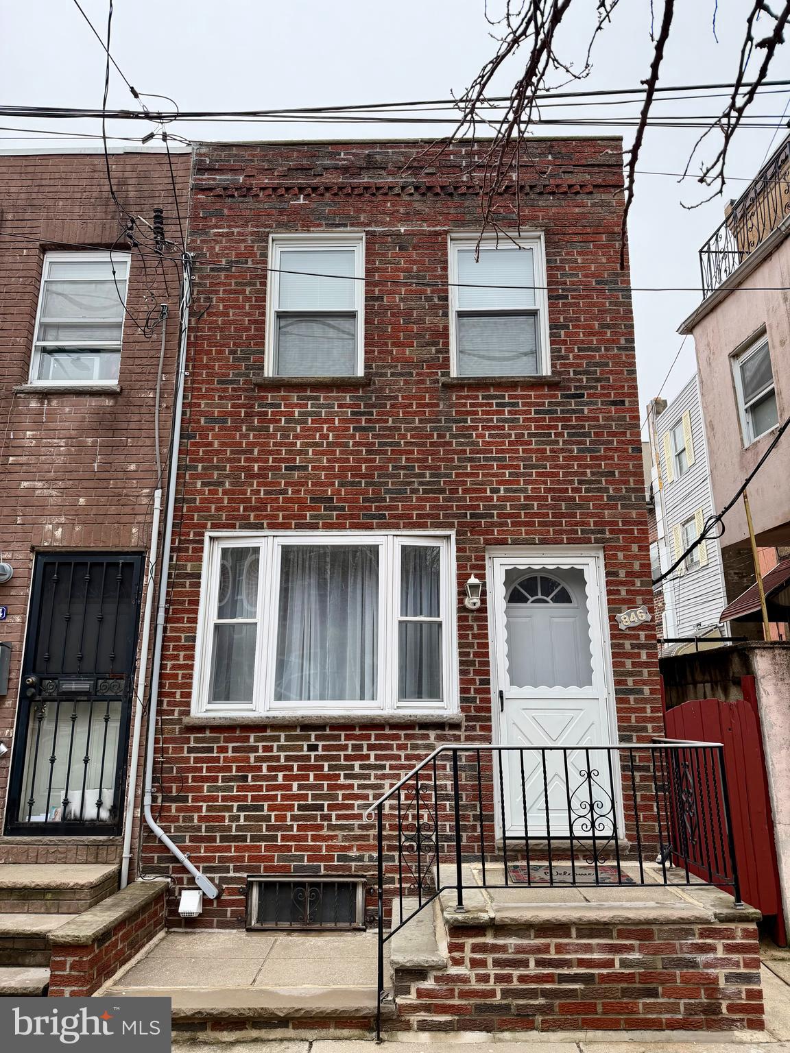 846 SEARS STREET