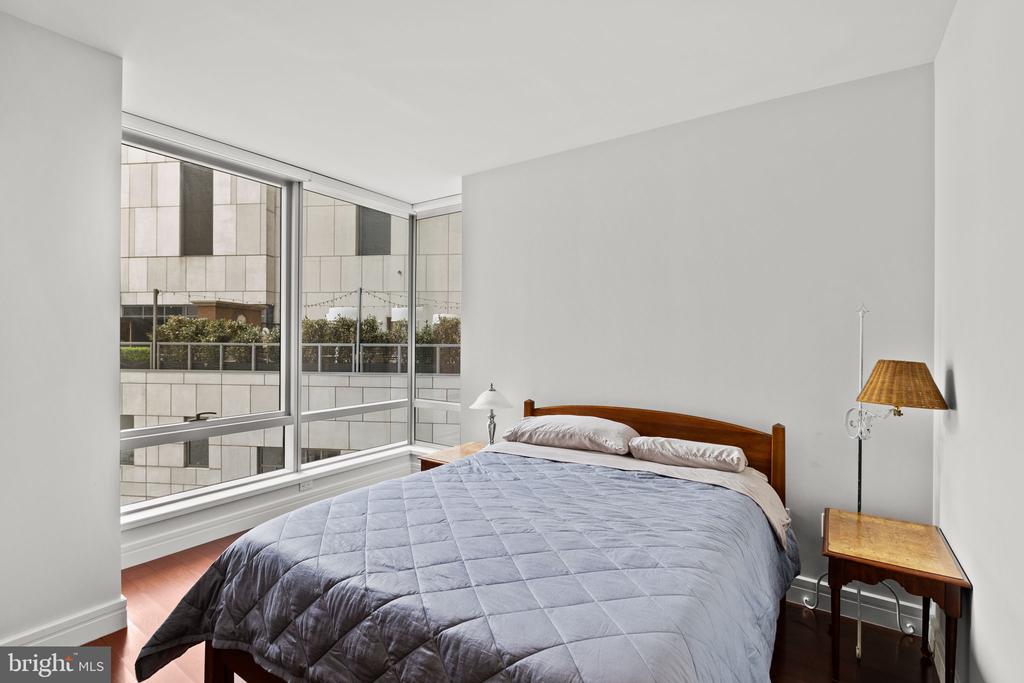 1414 S PENN SQUARE 10A