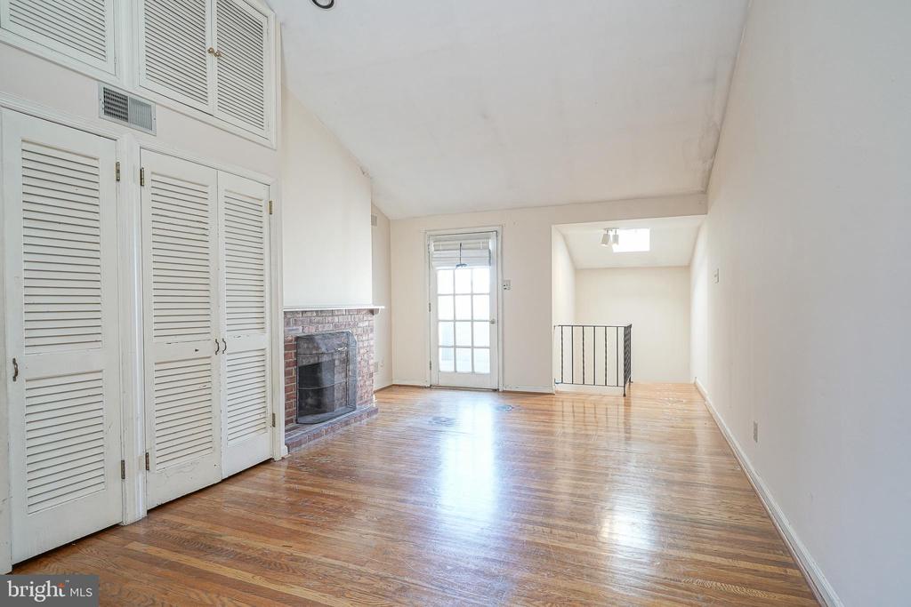 522 S 24TH STREET