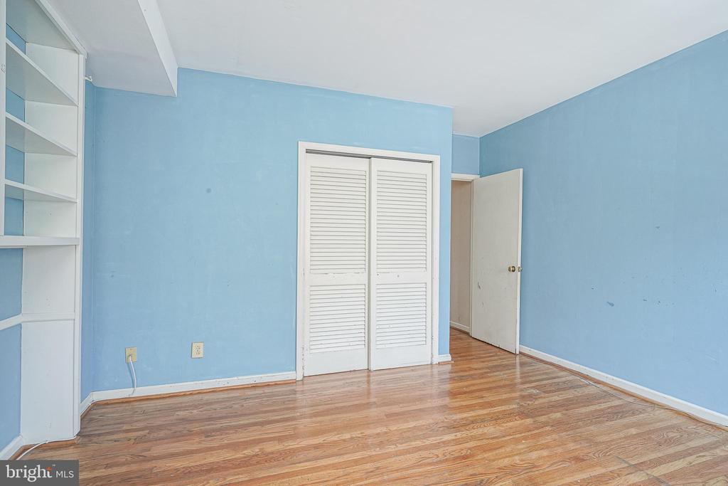 522 S 24TH STREET