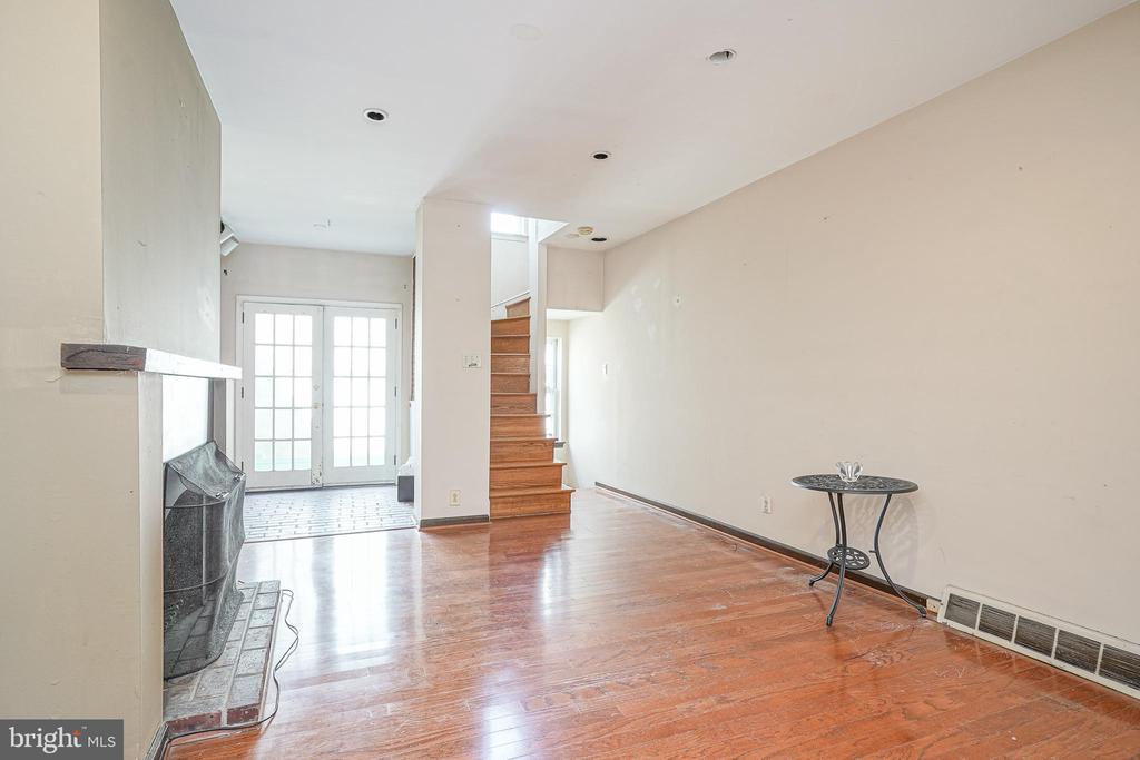 522 S 24TH STREET