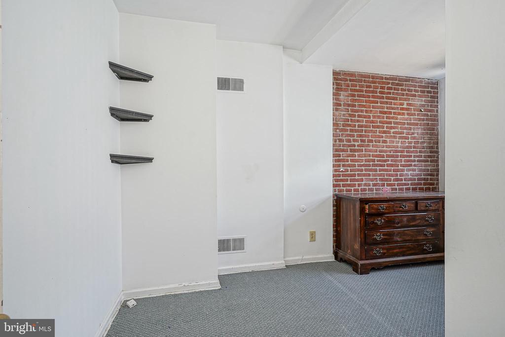 522 S 24TH STREET