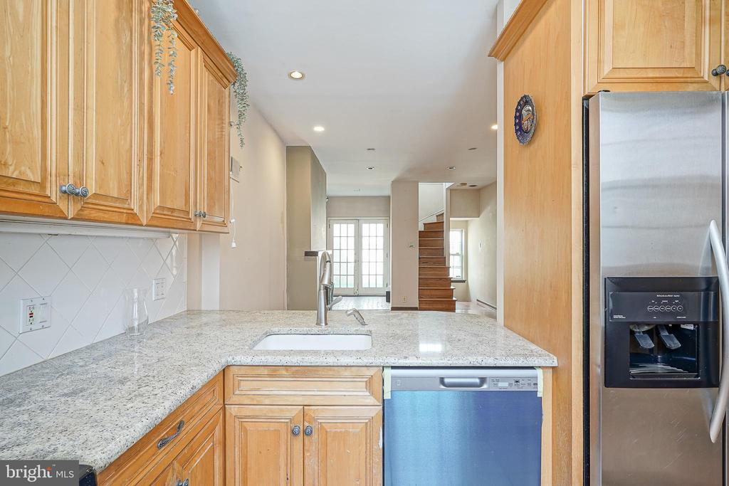 522 S 24TH STREET