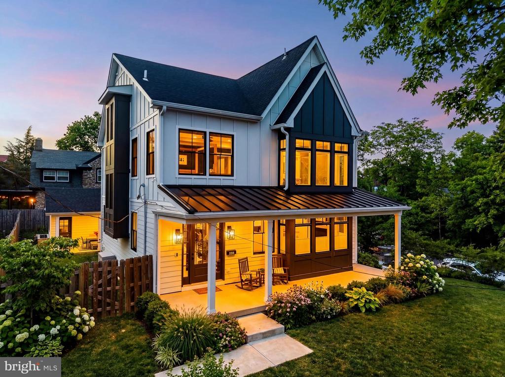 209 E GORGAS LANE