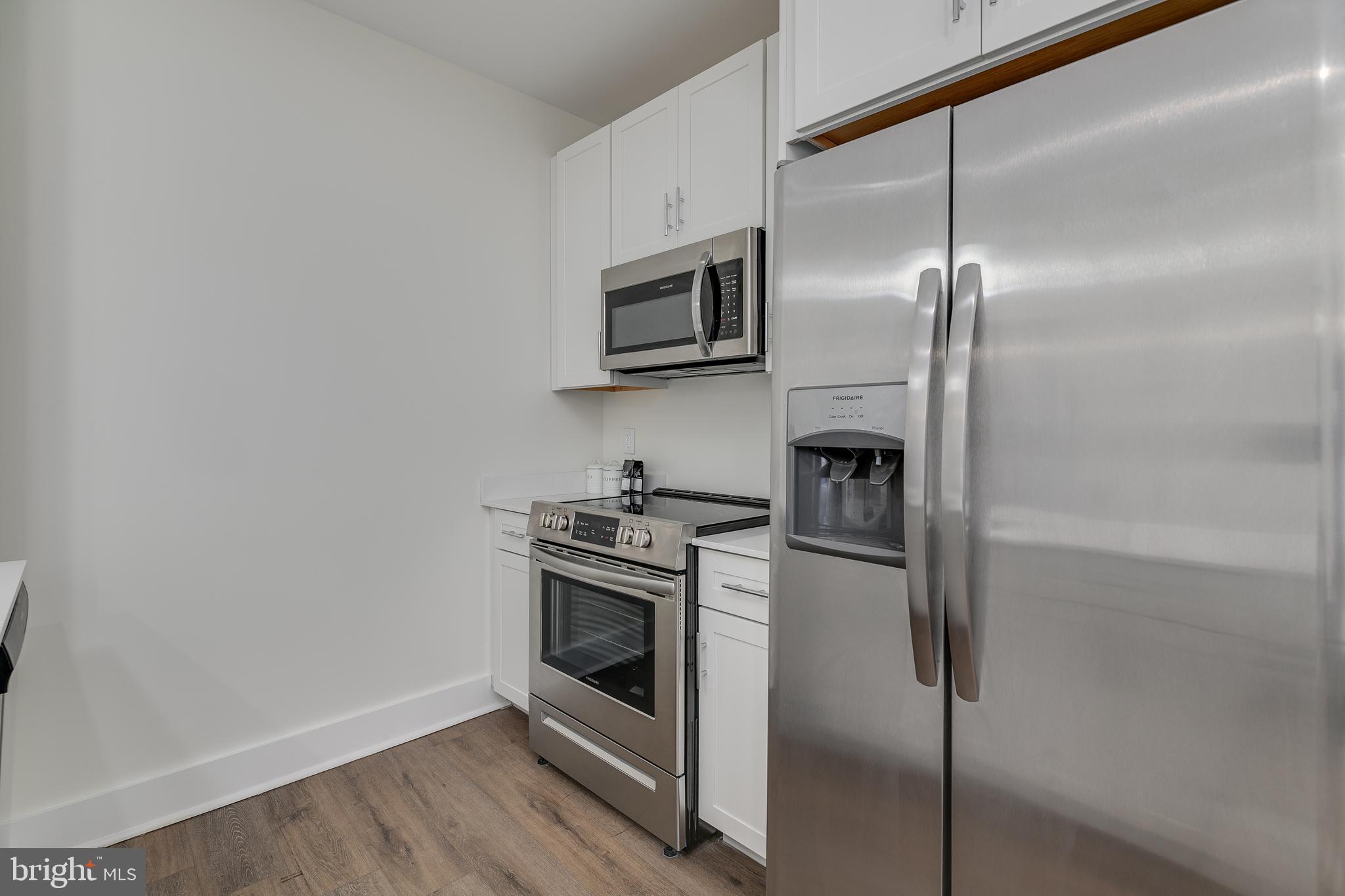 150 S INDEPENDENCE MALL W 719