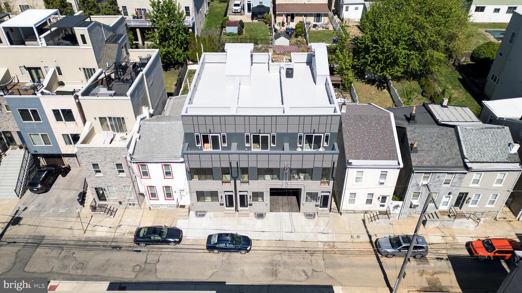 298 DELMAR STREET B