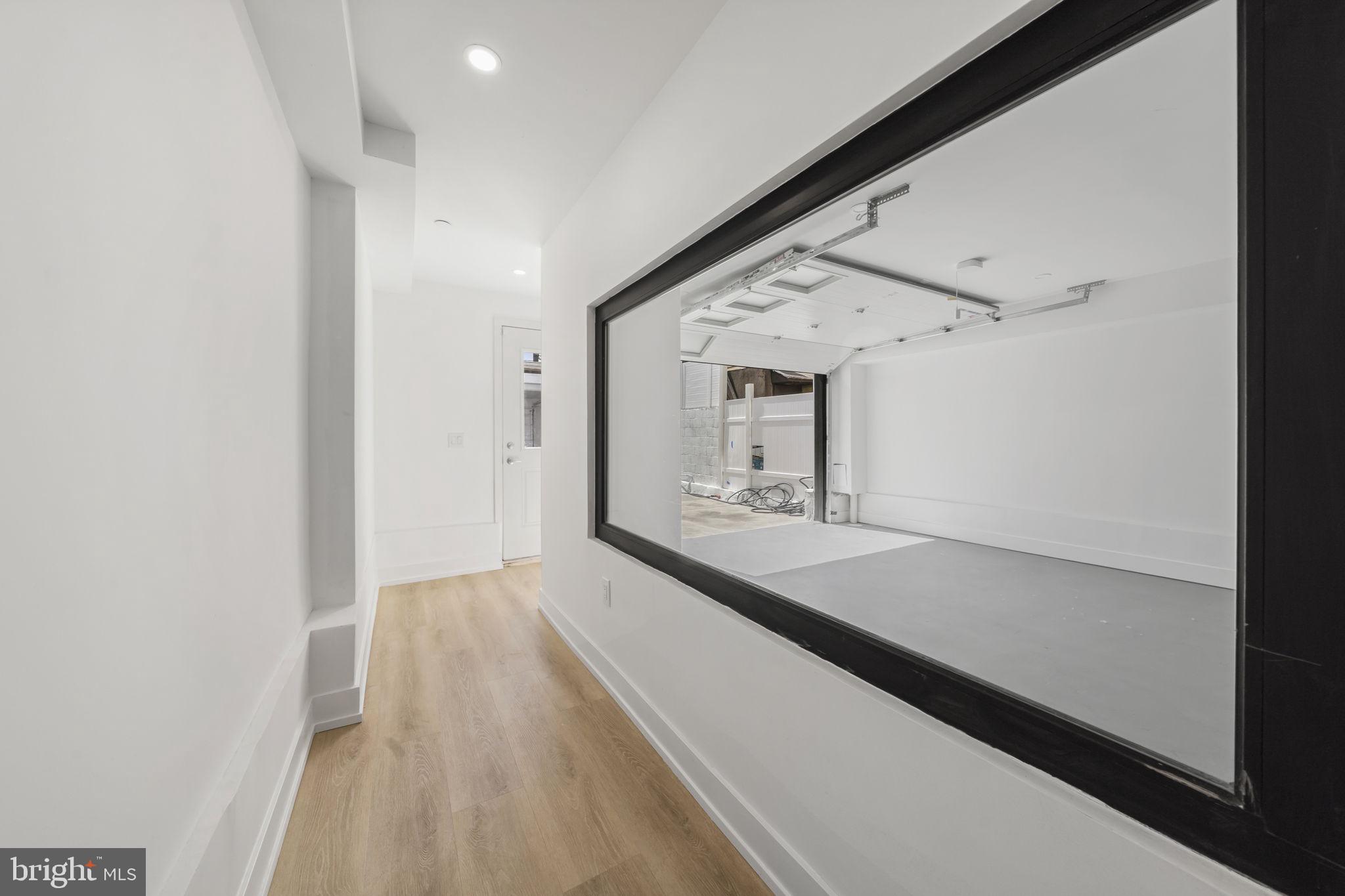 2552 SOMERSET STREET