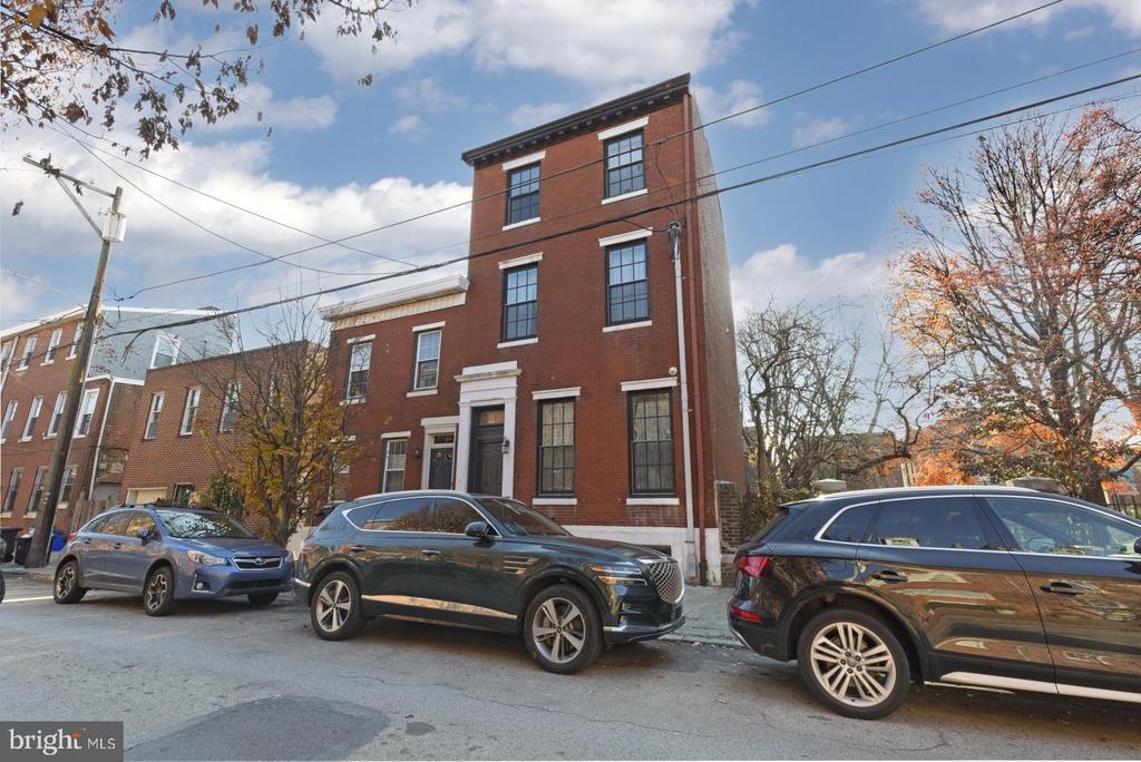 212 CATHARINE STREET 7