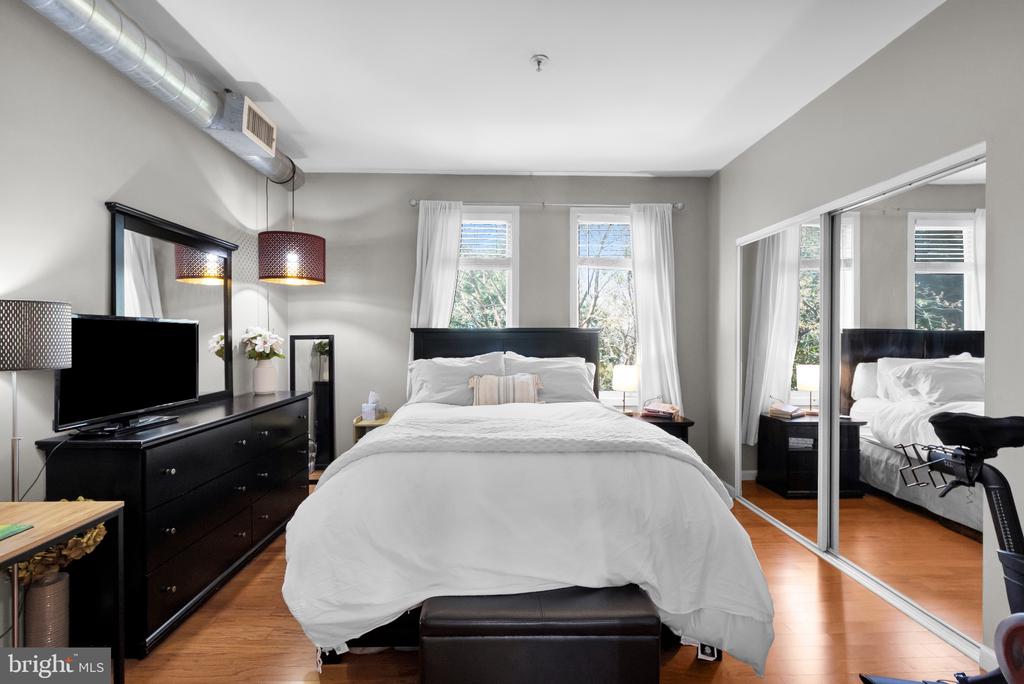 182 GAY STREET 104