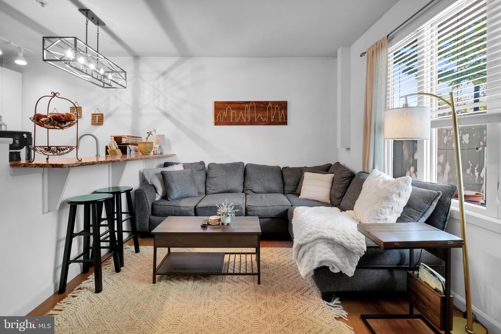 182 GAY STREET 104