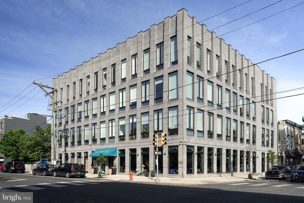 2028 FRANKFORD AVENUE COMM