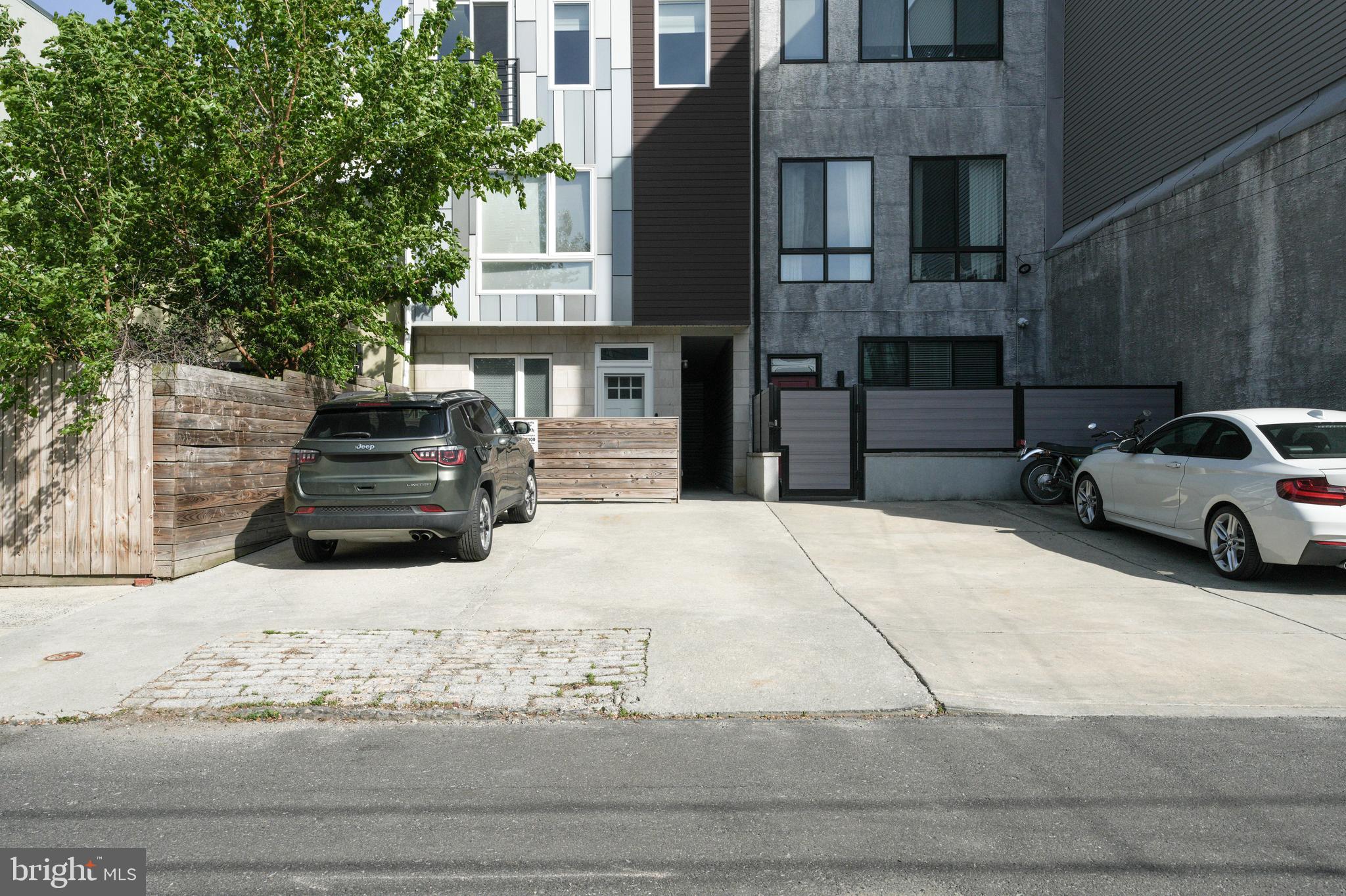 2028 FRANKFORD AVENUE COMM