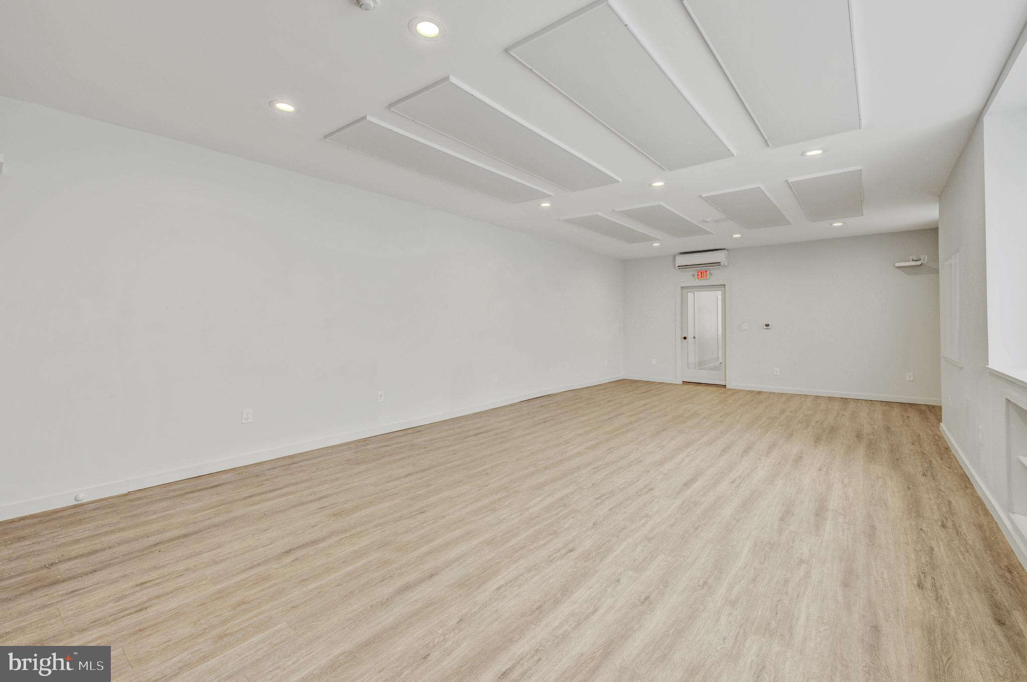 626 S 7TH STREET
