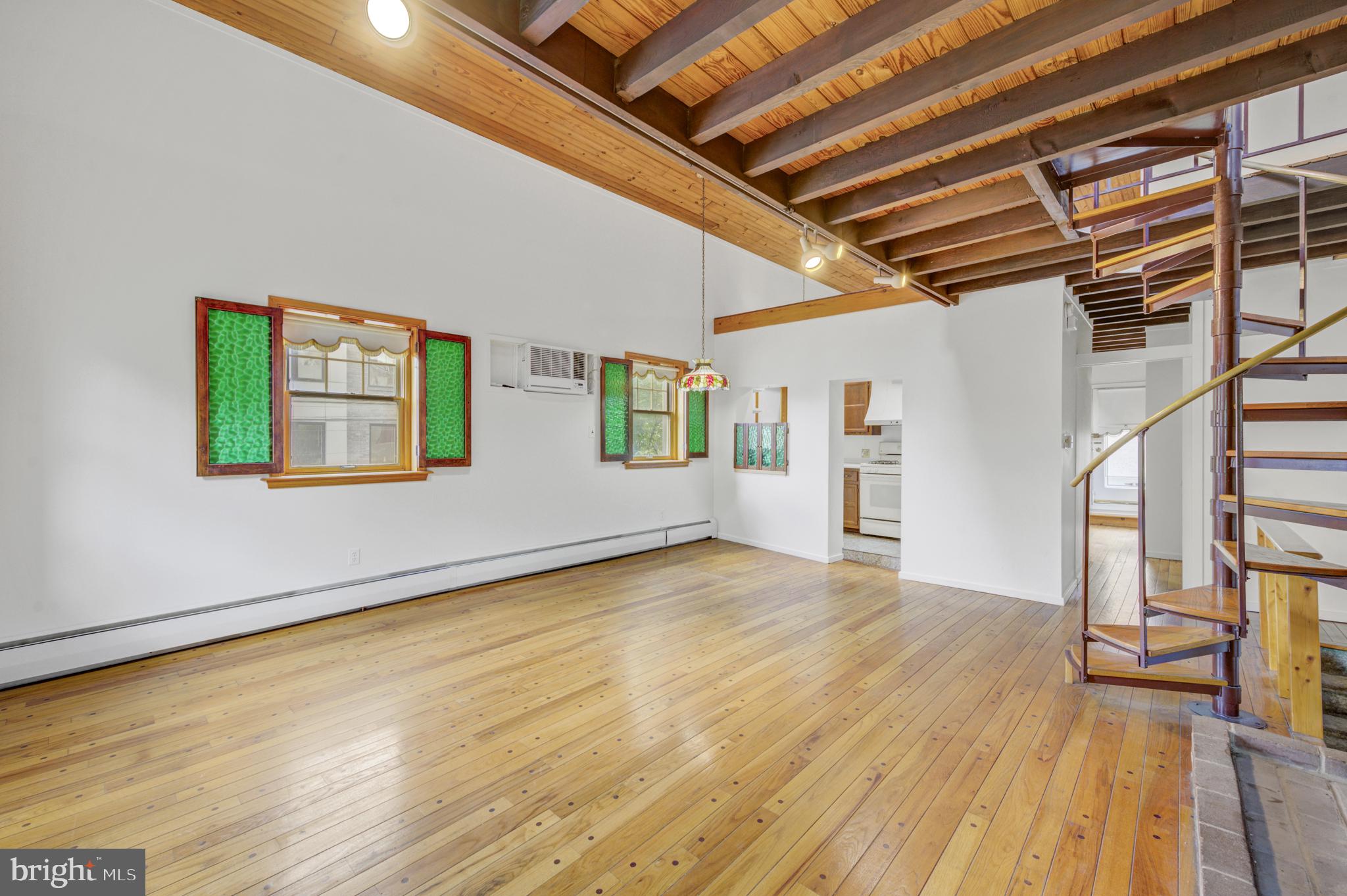 626 S 7TH STREET